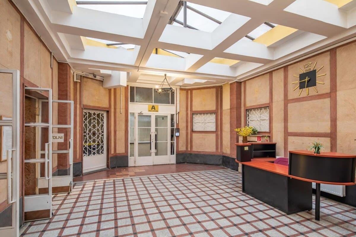 Ultra Central Mini Studio Budapest Exteriör bild